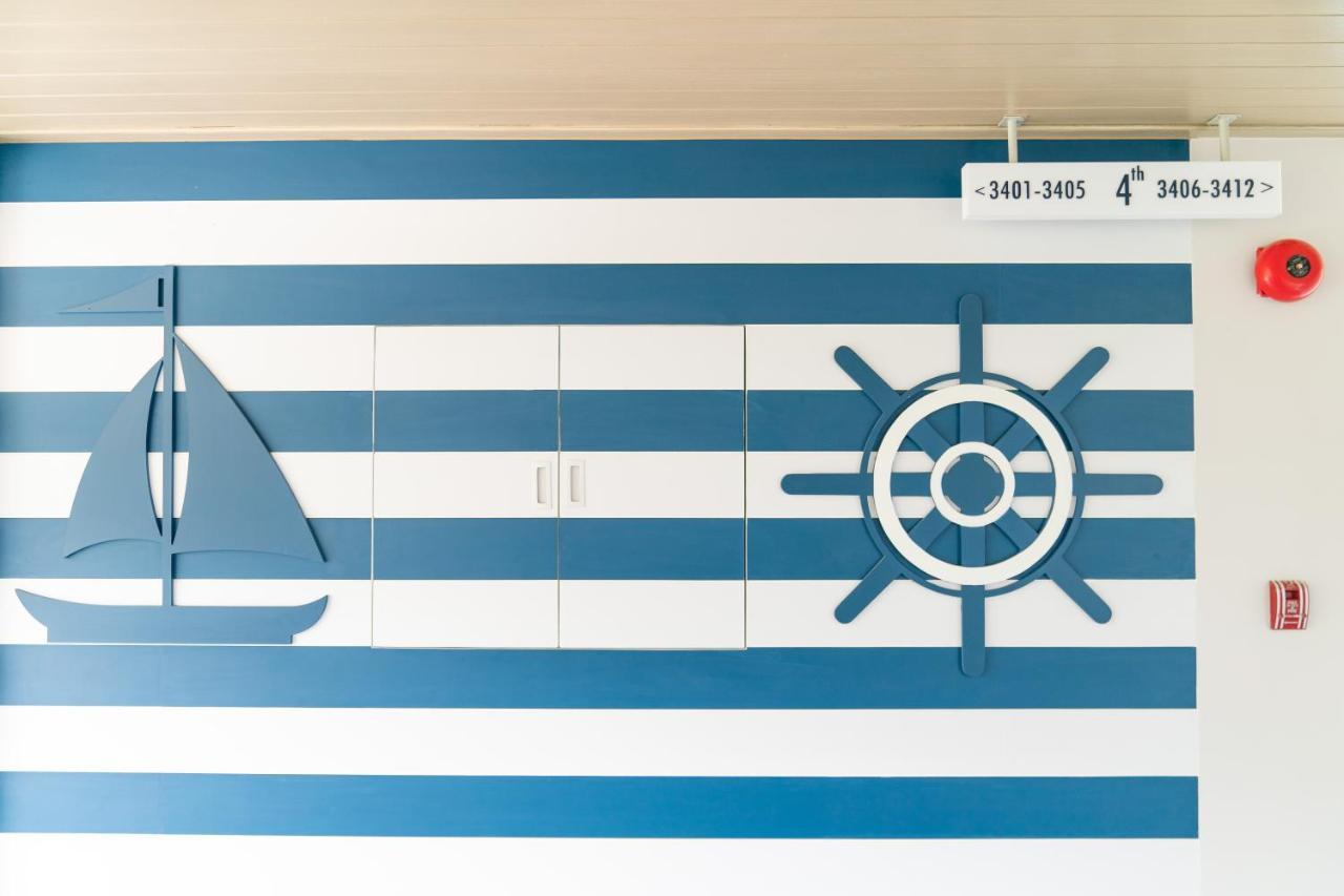 Panwaburi Beachfront Resort - Sha Extra Plus Esterno foto Greek flag