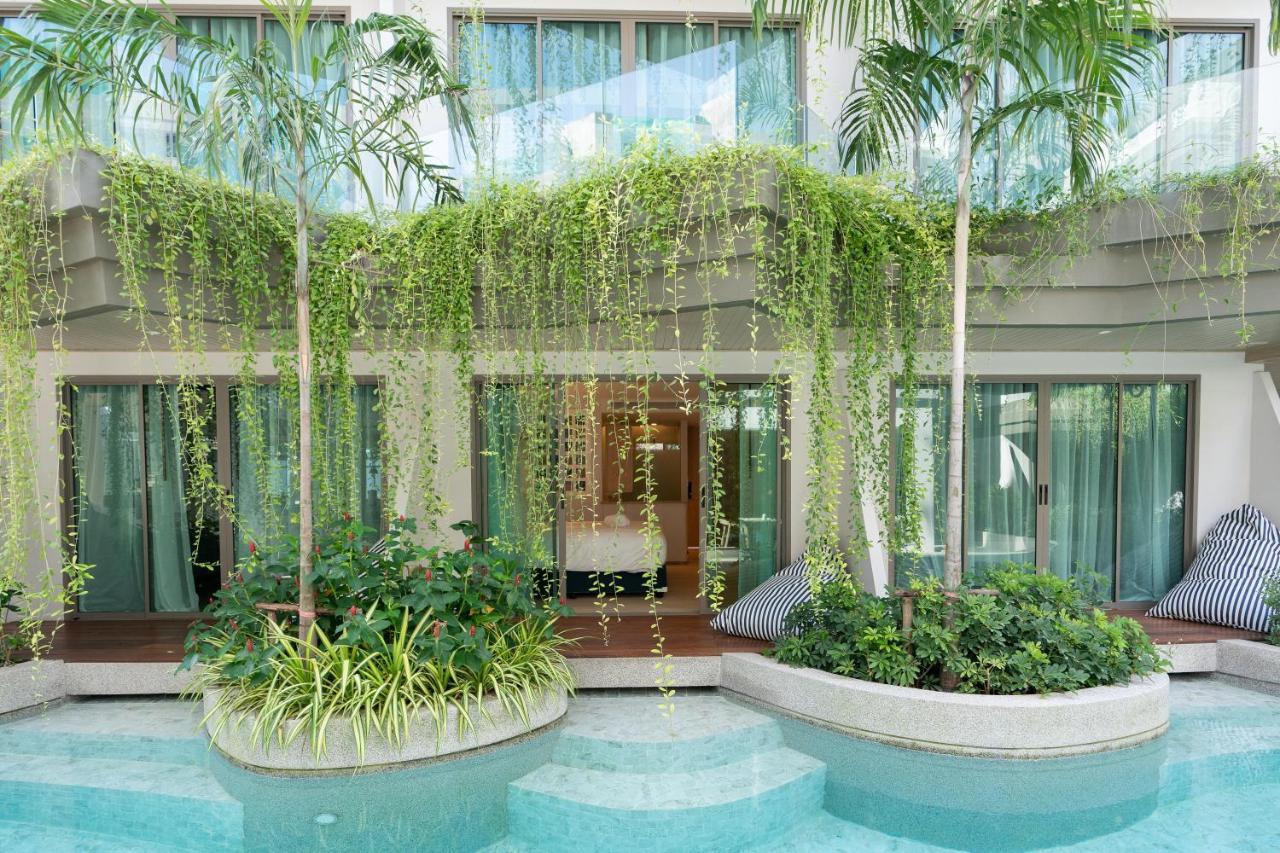 Panwaburi Beachfront Resort - Sha Extra Plus Esterno foto The swimming pool at the hotel